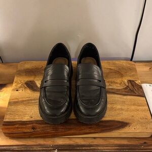 Esprit Black Leather Loafers